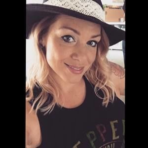 Meet your Posher, Stephanie